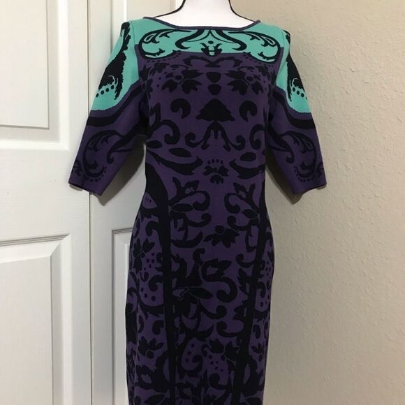 Stunning thick Phoebe couture dress - Picture 2 of 8